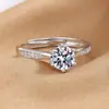 Anel de Diamante de Um Quilate Prata S925 Clássico Fashion Anel de Zircônia com Seis Garras Anel de Casamento de Luxo Anel Aberto Feminino Joias Atacado