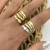 Anillos con un Toque de Lujo de Nicho, Acero Inoxidable, Lujo Ligero, Diseño de Línea Geométrica, Diseño Abierto Ajustable, Venta al por Mayor Transfronteriza