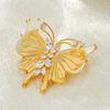 Broche de Mariposa de Concha Natural de Gama Alta, Ramillete de Moda y Elegante para Ropa Nueva de Otoño e Invierno, Broche Exquisito y Versátil para Mujer