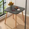 Mesa de Madeira Quadrada Pequena Mesa Quadrada Simples para Uso Doméstico Mesa Lateral de Sofá Mesa de Cabeceira Moderna Casa de Aluguel Varanda Mesa de Centro Pequena