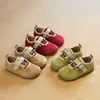 Zapatos pequeños de cuero para niña, colección primavera/otoño 2026, estampado de leopardo retro, elegantes y a la moda, suela blanda, zapatos de bebé, planos estilo Birkenstock