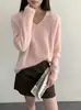 Suéter de Tricô com Gola V, Tecido Macio, Peso Pesado, Escovado, Fio 28, Seda de Amora e Caxemira para Mulheres, Outono/Inverno 26 Sweater Escovado