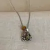 Colar de Cacho de Uva com Acabamento de Luxo, Design Exclusivo, Luxo Leve Vintage, Corrente para Clavícula Choker Fashion e Versátil