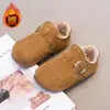 Zapatos de Algodón para Niñas 2026 Nuevo Invierno Suela Suave Cálidos para Niñas Felpa Adicional Versátiles Zapatos Birkenstock para Niños Zapatos de Invierno para Niños Medianos y Grandes