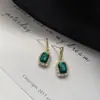 Pendientes vintage de diamante esmeralda Aguja de Plata moda nicho pendientes de lujo ligero alta calidad elegantes personalizados pendientes al por mayor