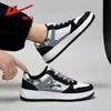 Tênis Masculino Warrior 2026 Primavera e Outono Novos Tênis de Casal Impermeáveis Casuais para Estudantes do Ensino Médio Tênis Brancos Unissex