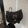 Bolsa de Ombro com Design de Nicho Estilo Francês 2026 Novo Modelo Cor Sólida Bolsa de Ombro com Laço Bolsinha Pequena Plissada Simples Venda Quente