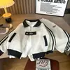 Conjunto Infantil Menino Primavera e Outono 2026 Nova Blusa de Moletom Menino Outono Volta às Aulas Tendência Estiloso Esportivo Conjunto de Duas Peças