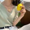 2023 Camiseta básica de cuello en V para mujer, ropa de verano, color caramelo suelto, top verde matcha, camiseta de punto fina de seda helada de manga corta