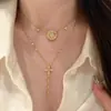 Fresco, tridimensional, versátil, brillante juego de collar de joyería microincrustado con diseño de brújula y cruz, lleno de diamantes