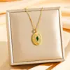 Collar de Esmeralda Texturizado Retro Europeo y Americano, Diseño de Nicho de Lujo Ligero, Sensación de Alta Gama, Versátil, Exquisito, Suave, Longitud para la Clavícula