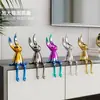 Ornamento de Coelho de Orelhas Longas Galvanizado de Luxo Leve, Decoração de Mesa para Sala de Estar, Rack de TV, Barzinho, Entrada, Decoração de Casa de Alto Padrão para Nicho
