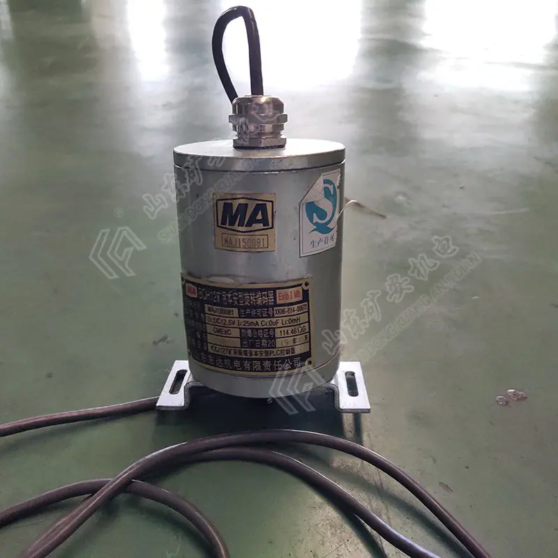 矿用本安型旋转编码器 (1).jpg