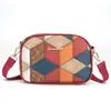 Bolsa Transversal Versátil de Moda com Três Zíperes Bolsa de Ombro Patchwork Tendência para Mulheres Bolsa de Câmera Casual com Letras Atacado Transfronteiriço