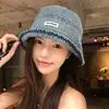 Chapéu de Pescador em Jeans Lavado Retrô para Mulheres, Chapéu Balde Versátil de Sol para o Verão, Afina o Rosto, Proteção Solar, Chapéu Balde da Moda
