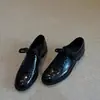 Zapatos de Mujer de Estilo Simple con Cordones, Mocasines, Estilo Británico, Modernos y Cómodos, con Tacón Grueso - Novedad Primavera y Otoño