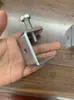 Porta-Cartão Tigre de Boca Aberta Braçadeira de Levantamento de Estrutura de Aço Grande Braçadeira para Tubo Lateral de Vigota I Tubo Galvanizado Braçadeira para Vigas de Aço