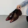 Mocassins Femininos Profundos em Couro Bovino Estilo Francês Inspirado no Britânico com Fivela de Cinto, Salto Grosso, Corte Profundo, Toque de Luxo, Adequados para o Trabalho, Sapatos Elegantes de Couro