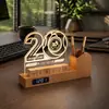 Luz de Noche Creativa de Acrílico Reloj Calendario Perpetuo Portalápices Celebración de Aniversario del Campus Souvenir Conmemorativo de Gama Alta