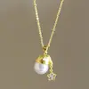 Collar con Colgante de Lazo y Campanilla Dulce y Femenino con un Diseño de Lujo Ligero y de Alta Gama, un Accesorio Versátil para el Uso Diario