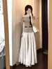Conjunto de Top y Falda de Punto Elegante Estilo Francés con Cuello Redondo, Abertura y Cinturón Atado para Mujer Verano 2026