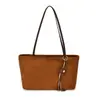 Bolsa Tote Vintage Simples de Alto Estilo para o Outono de 2026, Bolsa de Ombro Feminina de Grande Capacidade
