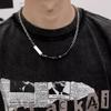 Collar con costuras de cálculos biliares negros para hombre y mujer, estilo oscuro, de moda, de acero de titanio, cuadrado, cadena de clavícula, diseño atractivo y de nicho.