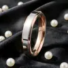Anillo de Acero de Titanio de Dos Tonos Oro Rosa de Alta Gama, Nicho, Simple, para Mujer, Versátil, No se Desvanece, Anillo de Pareja, Pulsera Popular