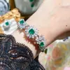 Conjunto de lujo de alta gama para industria pesada con collar de esmeralda de algodón y lana, pulsera, anillo de apertura, pendientes colgantes, conjunto de cuatro piezas