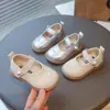 Zapatos Mary Jane de Cuero con Velcro para Bebé 2026 Nuevo Estilo Primavera y Otoño Zapatos Escolares para Niñas para Combinar con Faldas Bailarinas de Princesa
