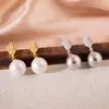 Pendientes de Zircona con Forma de Hoja y Perla de Lujo Ligero Estilo Francés, Elegantes y de Temperamento Único, Pendientes Pequeños Estilo Chanel, Pendientes de Moda y de Alta Gama