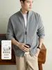 Yingao Estilo Old Money Cardigan de Punto 100% Algodón para Hombre Nuevo Doble Cremallera Otoño Invierno Cuello Alto Chaqueta Estilo Caballero Transfronteriza