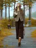 Conjunto de Casaco Curto de Tweed Xadrez Estilo Francês + Calça Cropped Cor de Café Novo para Outono/Inverno 2026 para Mulheres