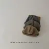 Gorros Infantiles Otoño e Invierno Coreanos Estilo Retro de Punto con Borde Enrollado Protección para las Orejas para Hombres y Mujeres Bebé Sencillos Cálidos y a Prueba de Frío Gorros de Punto
