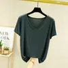 Camiseta base de modal estilo coreano para mulheres, corte solto, plus size, manga curta, adequada para usar em camadas, nova blusa primavera/verão, camiseta lisa, camiseta com decote V