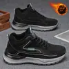 Sapatos Masculinos de Inverno Novos Forrados com Lã Quentes Sapatos de Algodão Masculinos Impermeáveis Antiderrapantes Trabalho Proteção do Trabalho Resistentes ao Desgaste Solado Grosso Sapatos Esportivos