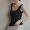 Regata Branca de Decote Quadrado para Mulheres, Tricotada Larga, Slim e Sofisticada, Pode Ser Usada por Fora, Blusa Fina sem Mangas