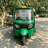 Motocicleta Triciclo Azul a Gasolina Estilo Tuktuk Africano para Turismo, Transporte de Pasajeros, con Toldo y Potencia Fuerte