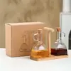 Pote de Óleo de Vidro Vidro de Borossilicato Alto Rolha de Cortiça Base de Madeira Conjunto de Garrafas para Condimentos Garrafa Listrada para Molho de Soja Vinagre Óleo