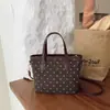 Cross2026 Bolso de Hombro Único Retro Nuevo de Otoño para Mujer, Moda de Nicho, Bolso de Axila, Bolso de Mano Elegante y Moderno