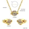 Joia Versátil da Moda com Strass Coroa Fresca Pingente de Coração Colar Pequenos Brincos de Tarraxa Conjunto de Joias de Aço Inoxidável para Mulheres