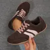 Zapatillas deportivas casuales de moda para mujer de primavera y otoño, talla grande, zapatillas de entrenamiento alemanas transfronterizas, zapatos de cordones planos de comercio exterior, estilo nuevo