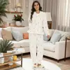 Pijama de Flanela Feminina Inverno Estampada Doce Espessa Gola Lapela Costura Renda Pode Ser Usada Fora Conjunto Homewear Feminino