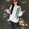 Camiseta de manga larga de algodón puro con letras blancas y grises de la marca Guochao para mujer, principios de otoño, holgada, adelgazante, nicho, top perezoso para pareja, ins