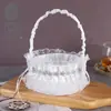 Estilo occidental nuevo cesta de flores pequeña cesta de flores para niña de las flores de boda portátil cesta de flores tejida de plástico cesta de flores para niños de boda al por mayor