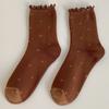 Outono e inverno engrossado orelha de madeira bolinhas Terry meias Maillard Brown pontos meias femininas renda retro cano médio algodão meias