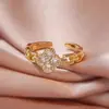 Nuevo Anillo de Apertura Ajustable Estilo Coreano Dulce Exquisito Circonita Flor Pequeña Trébol de Cuatro Hojas para Dedo Índice para Mujer