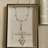 Collar Largo de Corazón Plateado en Relieve con Perlas de Zirconia para Mujer Cadena de Suéter de Diseño Nicho Ins Collar Dulce y Fresco Elegante