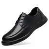 Zapatos casuales de negocios para hombre de cuero suave de primera capa, zapatos ligeros y transpirables, estilo británico casual con cordones, zapatos individuales de cuero