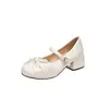 Sapatos de Salto Grosso com Laço Doce Decote Baixo Femininos 2026 Novo Estilo Fashion Versátil com Saias Mary Janes Sapatos Pequenos de Couro